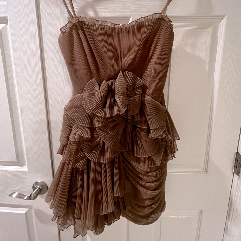 BCBG MaxAzaria Runway Ruffled Strapless Mini Dress Sz 6
